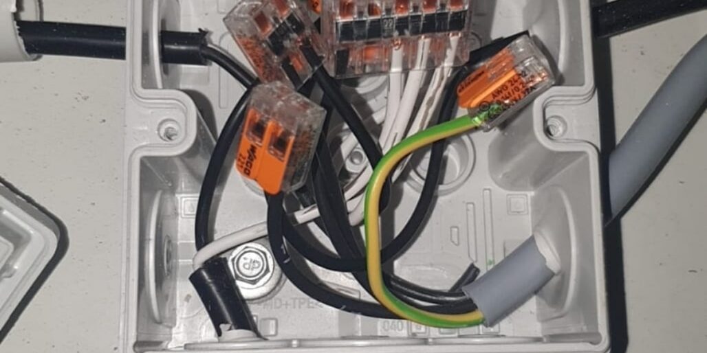 Screenshot_20240924_215955_WhatsApp-min